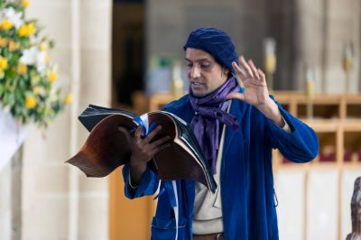 Tell-Tale Presents - Uncle Richard